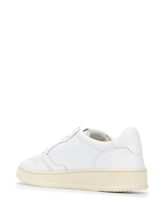 Medalist low-top sneakers AULMLL15 LEAT WHITE AUTRY 