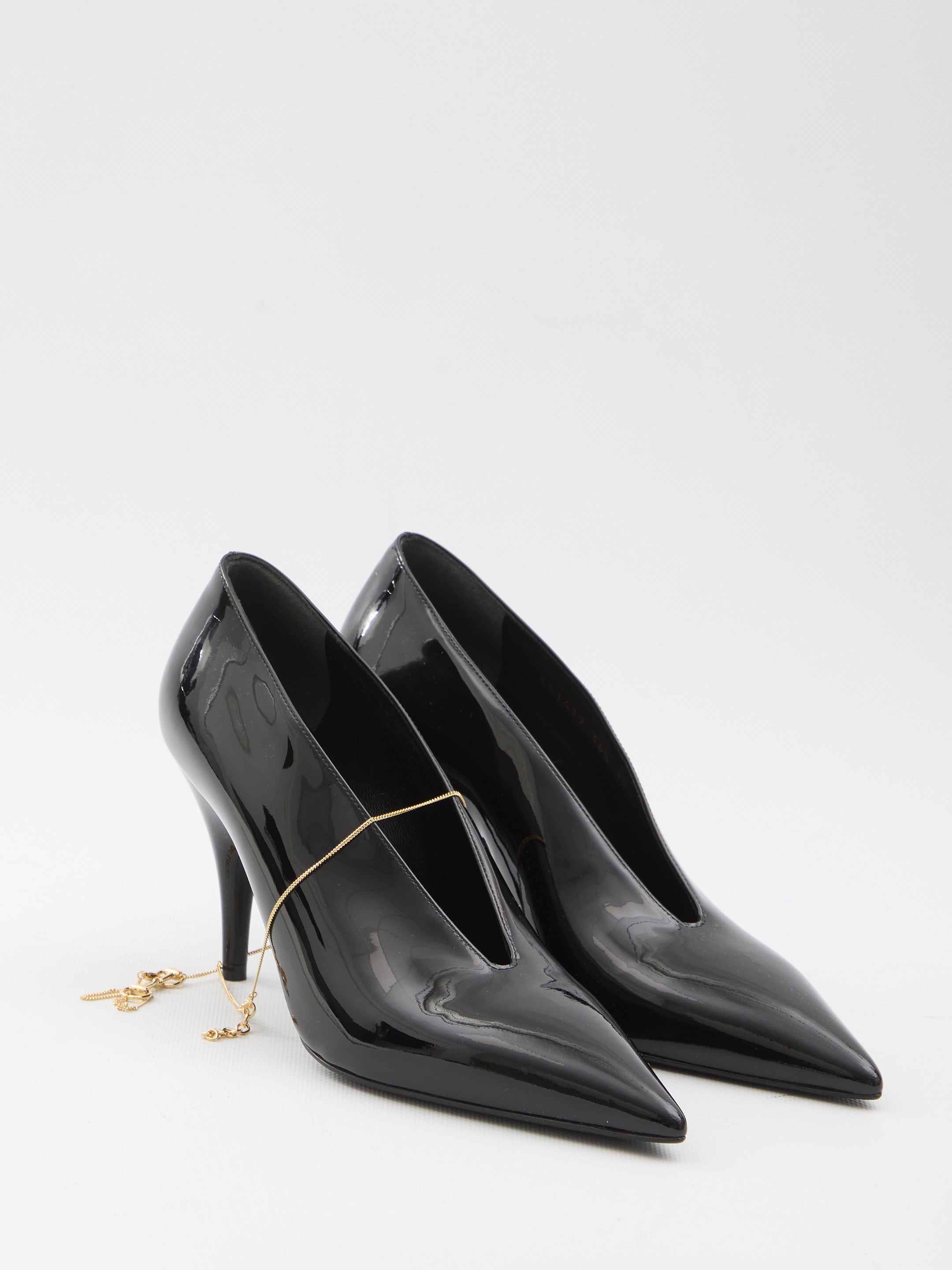 97 PATENT LEATHER SABOT WITH HEEL 851419 BNC001000 GUCCI 