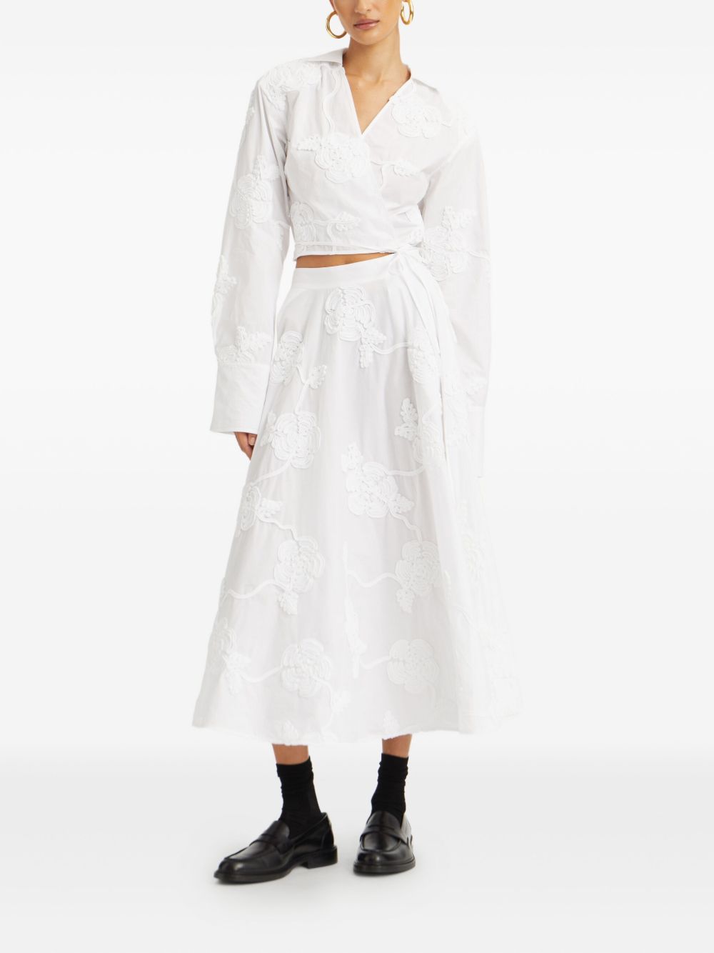 rose-embroidery wrap shirt 114546400 400 ROTATE 