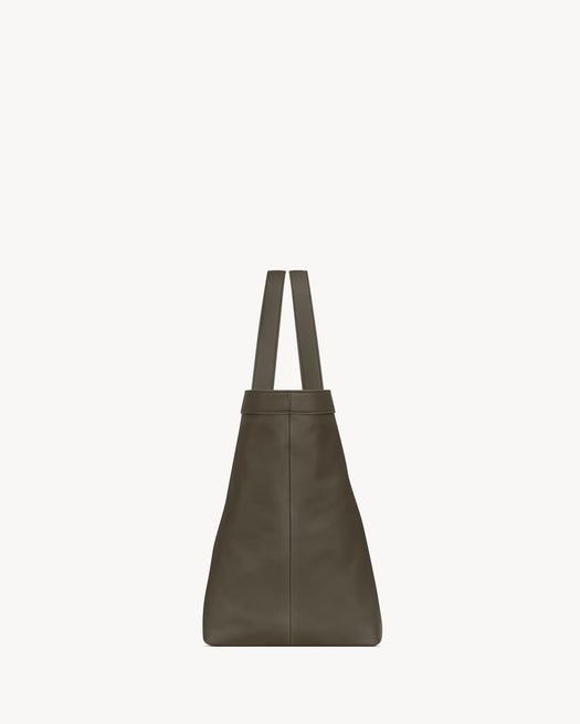 Y tote in leather 817602 AAEZ33212 SAINT LAURENT 