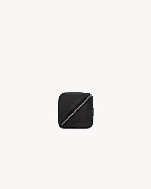 small vanity case in smooth leather 845222 1EL0E1000 SAINT LAURENT 