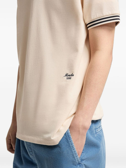 Logo-embroidered polo shirt L2091 8A00003 89A16 060 MONCLER 