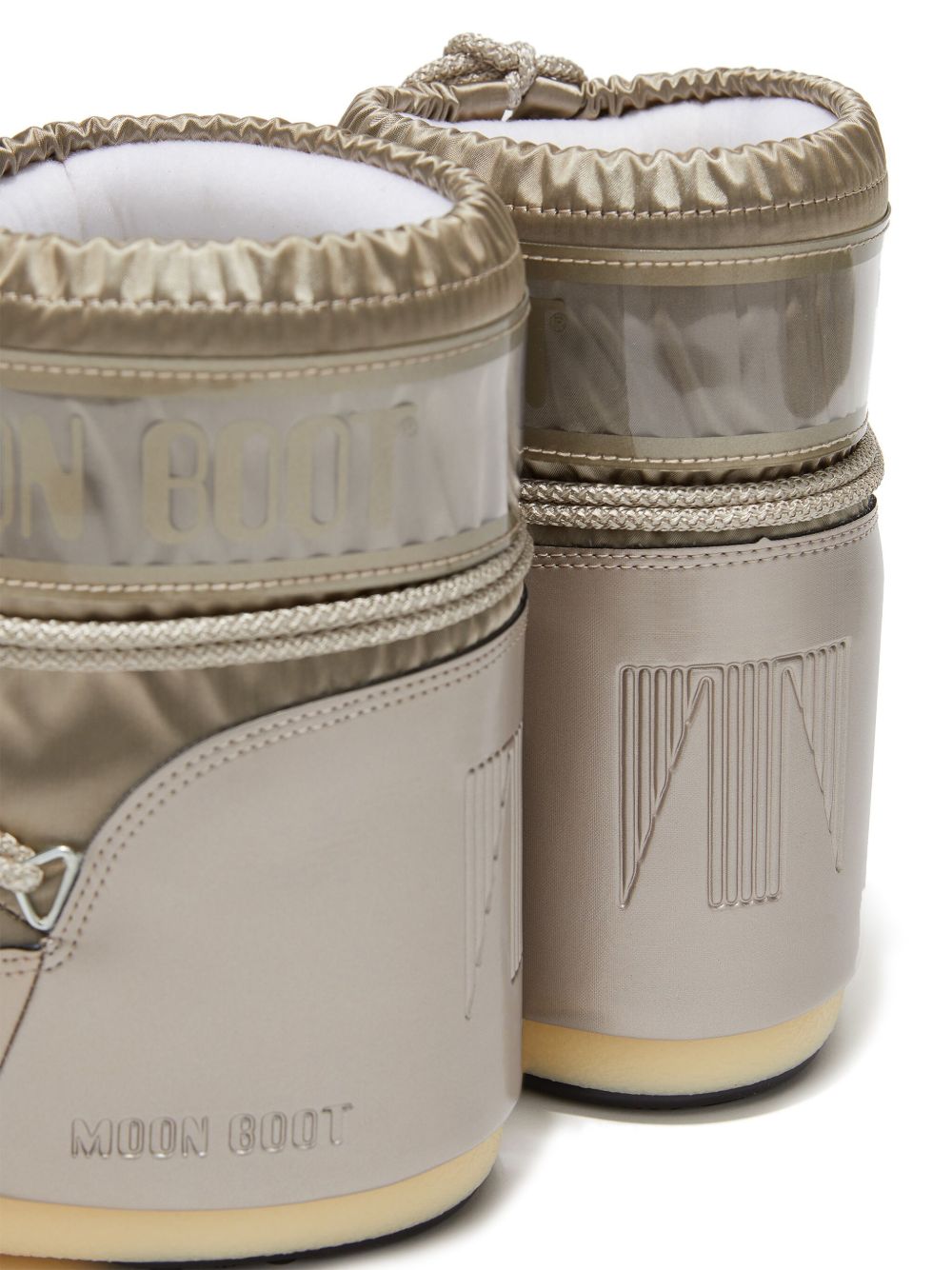 Icon Low Glance platinum satin boots 80D1409350 B003 MOON BOOT 