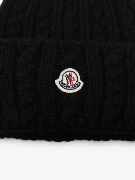 Cable-knit logo-patch beanie hat L2093 3B00031 - N0403 999 MONCLER 