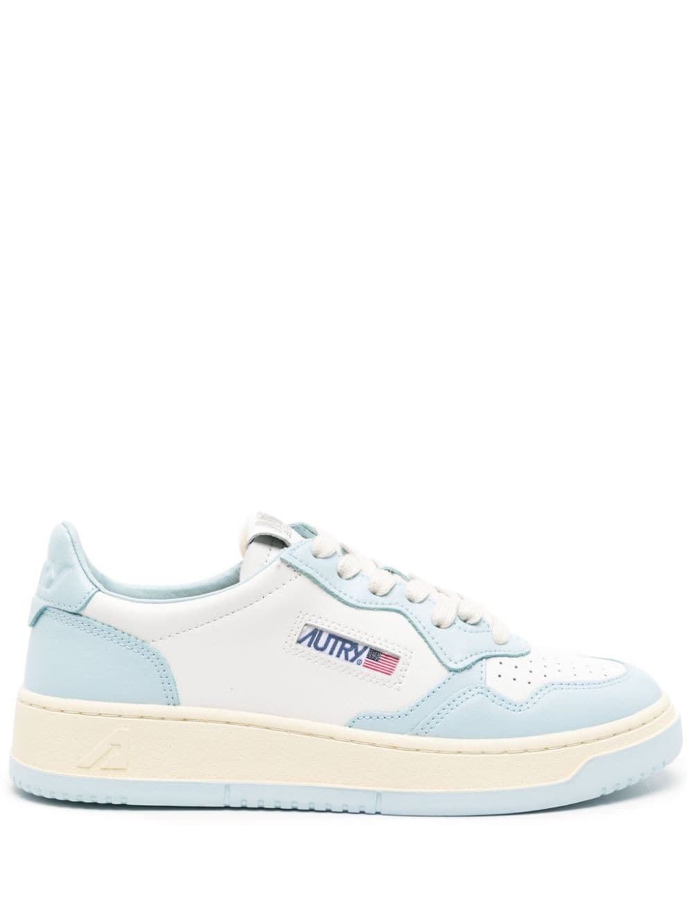 Medalist Low sneakers AULWWB40 WHITE BLUE AUTRY 