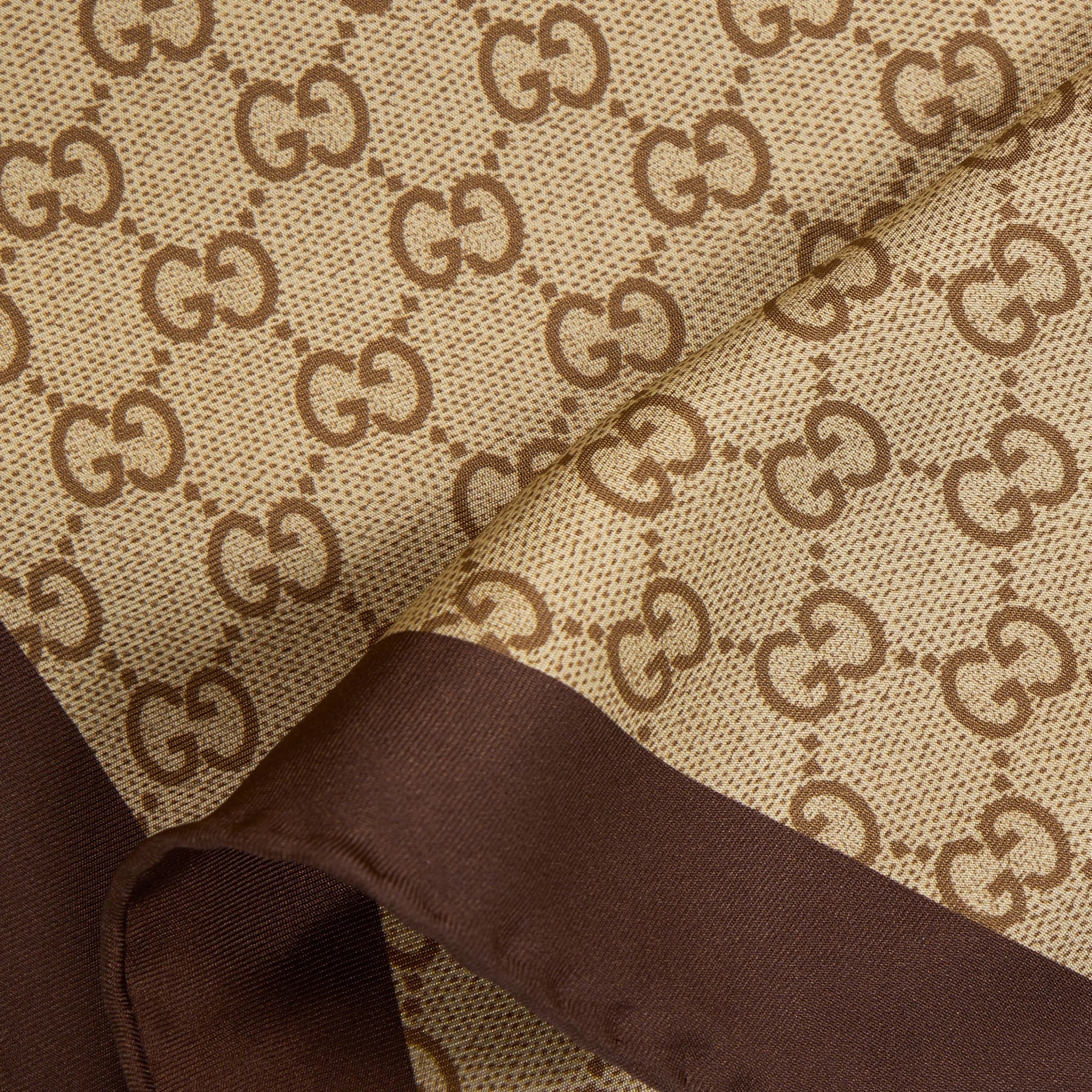 Printed silk twill carré 865308 3G0019965 GUCCI 