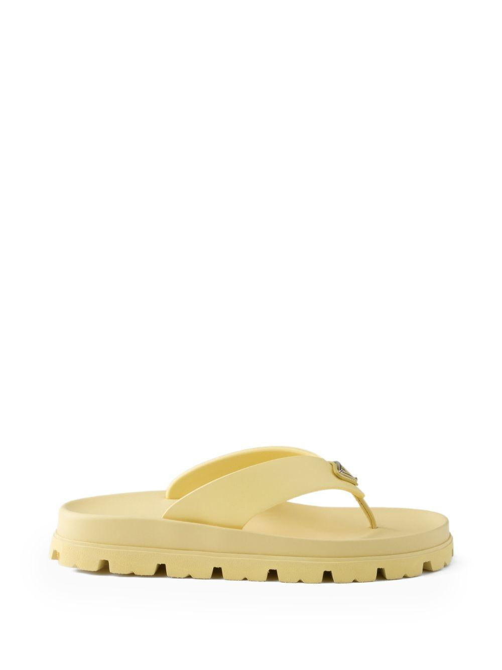 enameled-triangle sandals 1Y420N F 020 3LKKF0901 PRADA 