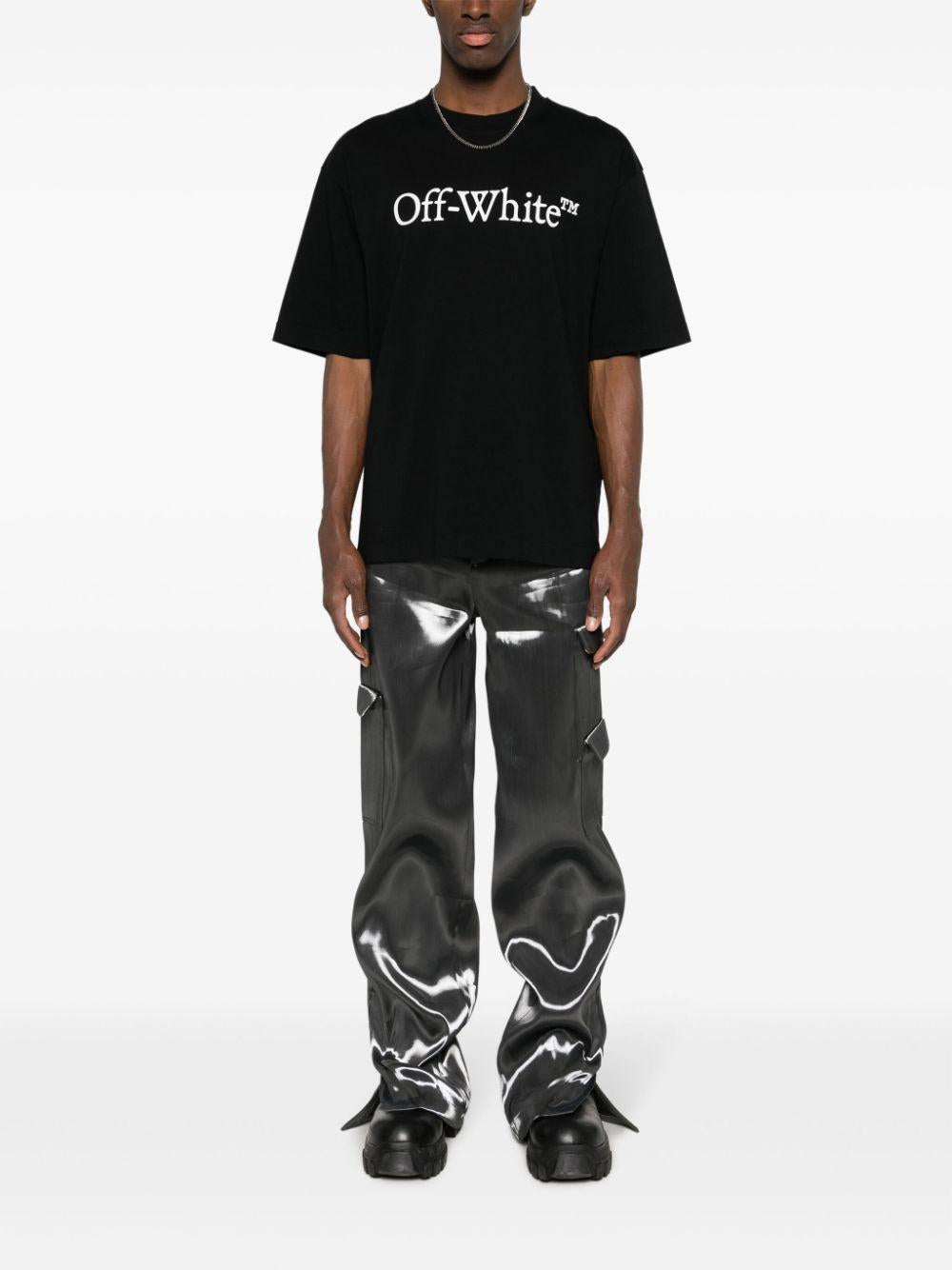 OFF-WHITE OMAA120C99JER0081001BLACK WHITE