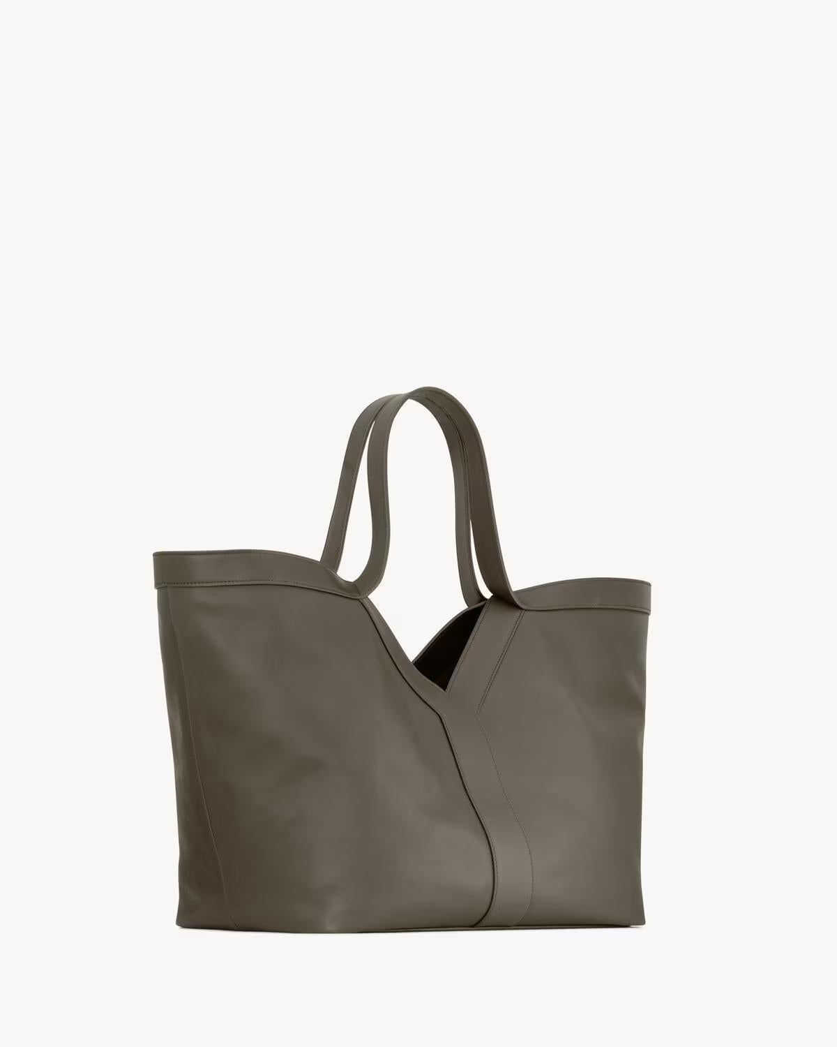 Y tote in leather 817602 AAEZ33212 SAINT LAURENT 