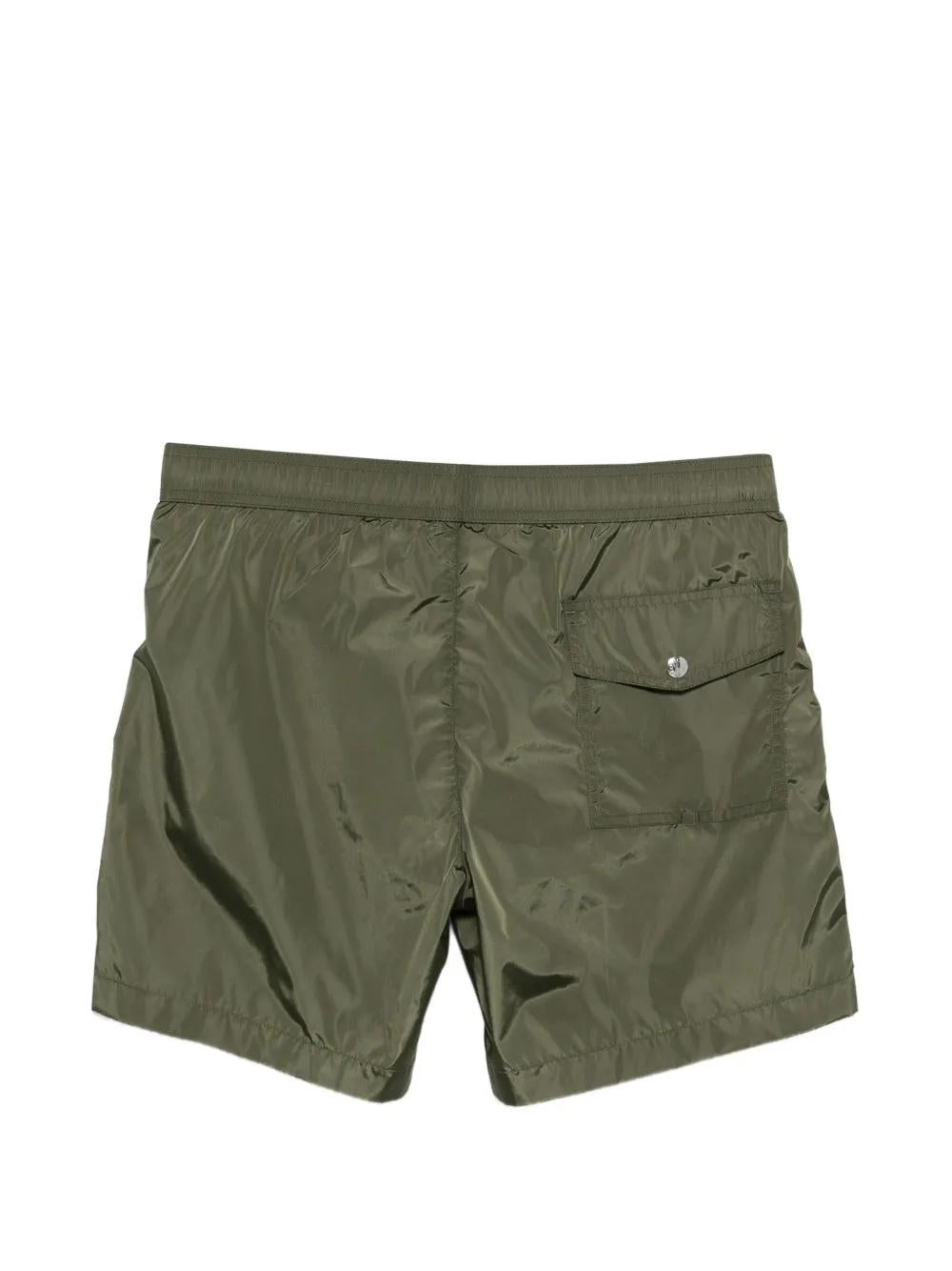 logo-patch drawstring-waist swim shorts L10912C00011 5985M816 MONCLER 