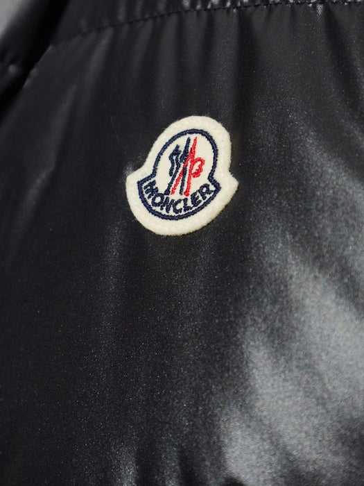 padded gilet L10911A00143 597YX999 MONCLER 