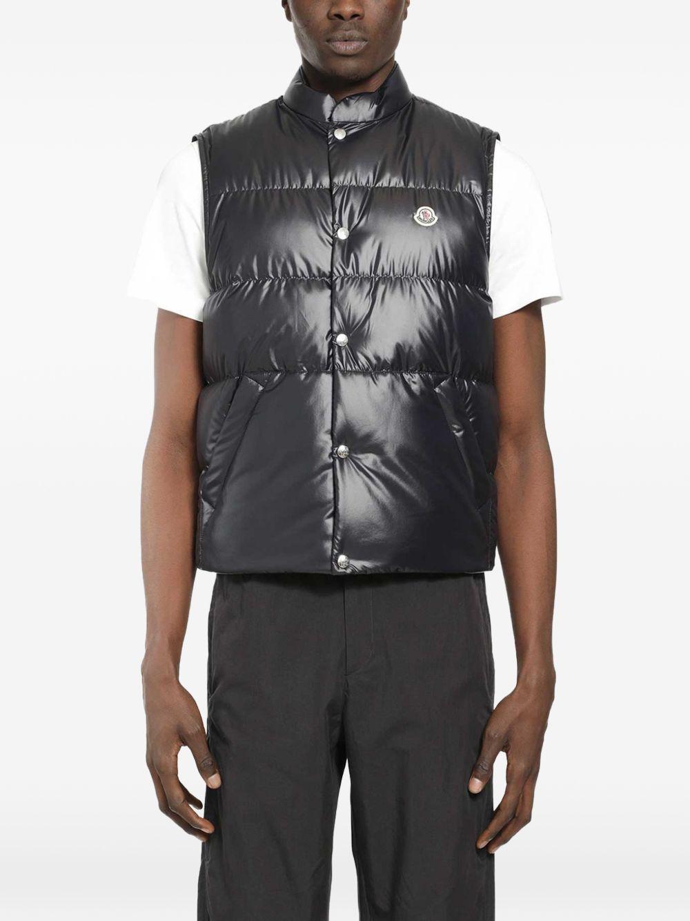 Restigo quilted gilet L10911A00143 597YX778 MONCLER 
