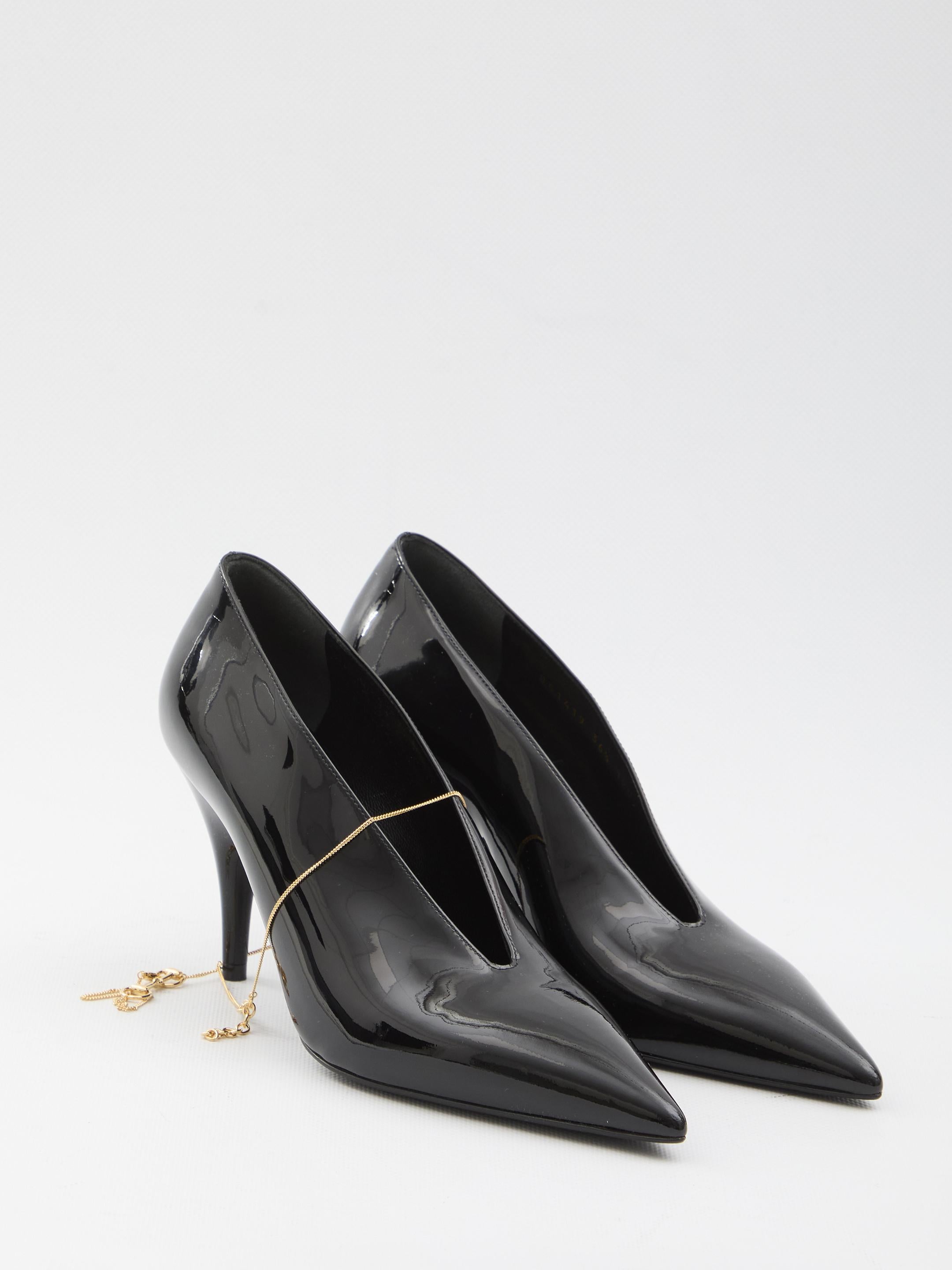 97 PATENT LEATHER SABOT WITH HEEL 851419 BNC001000 GUCCI 
