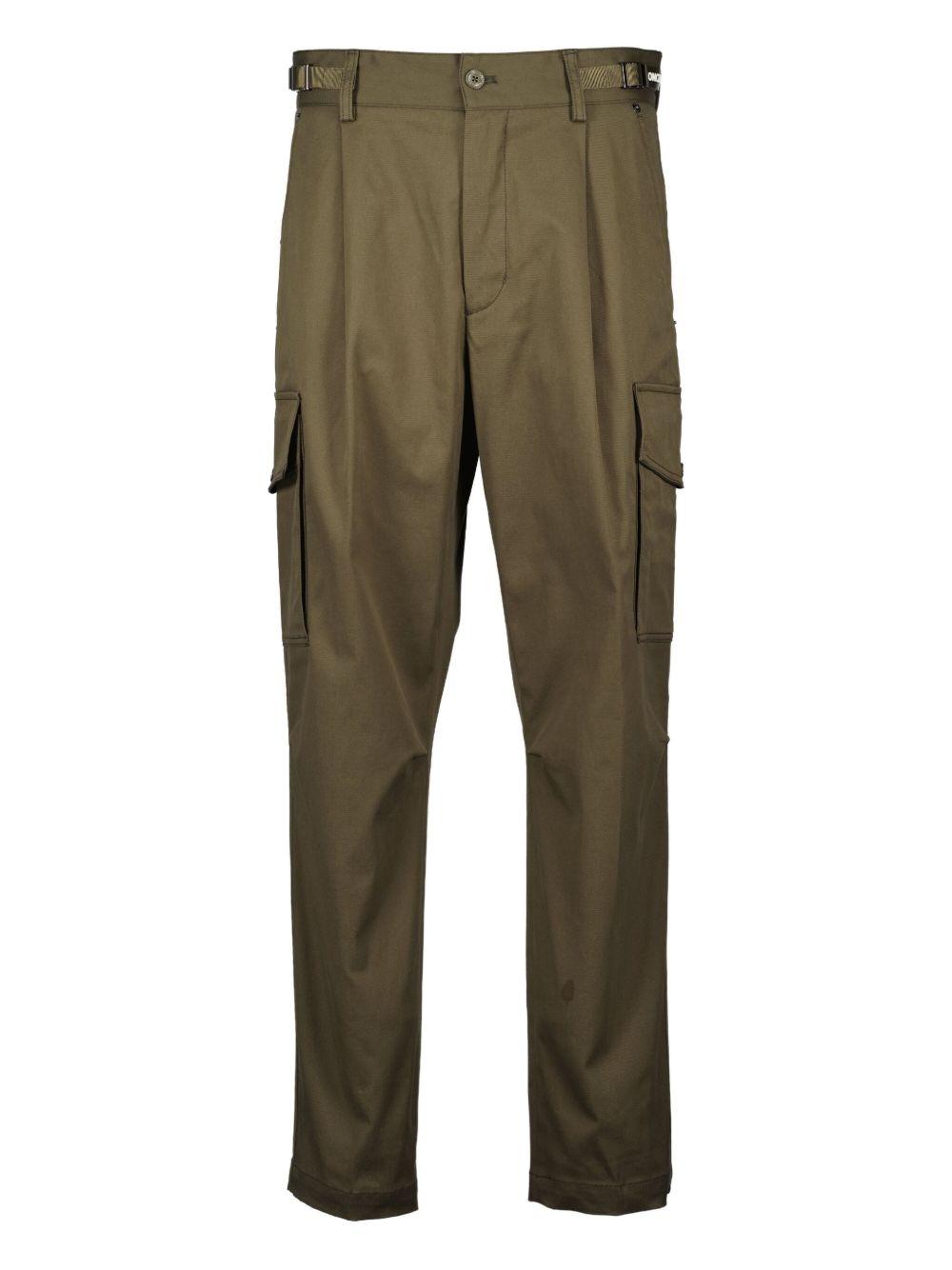 pleated logo patch trousers K20912A00026 598R183C MONCLER 