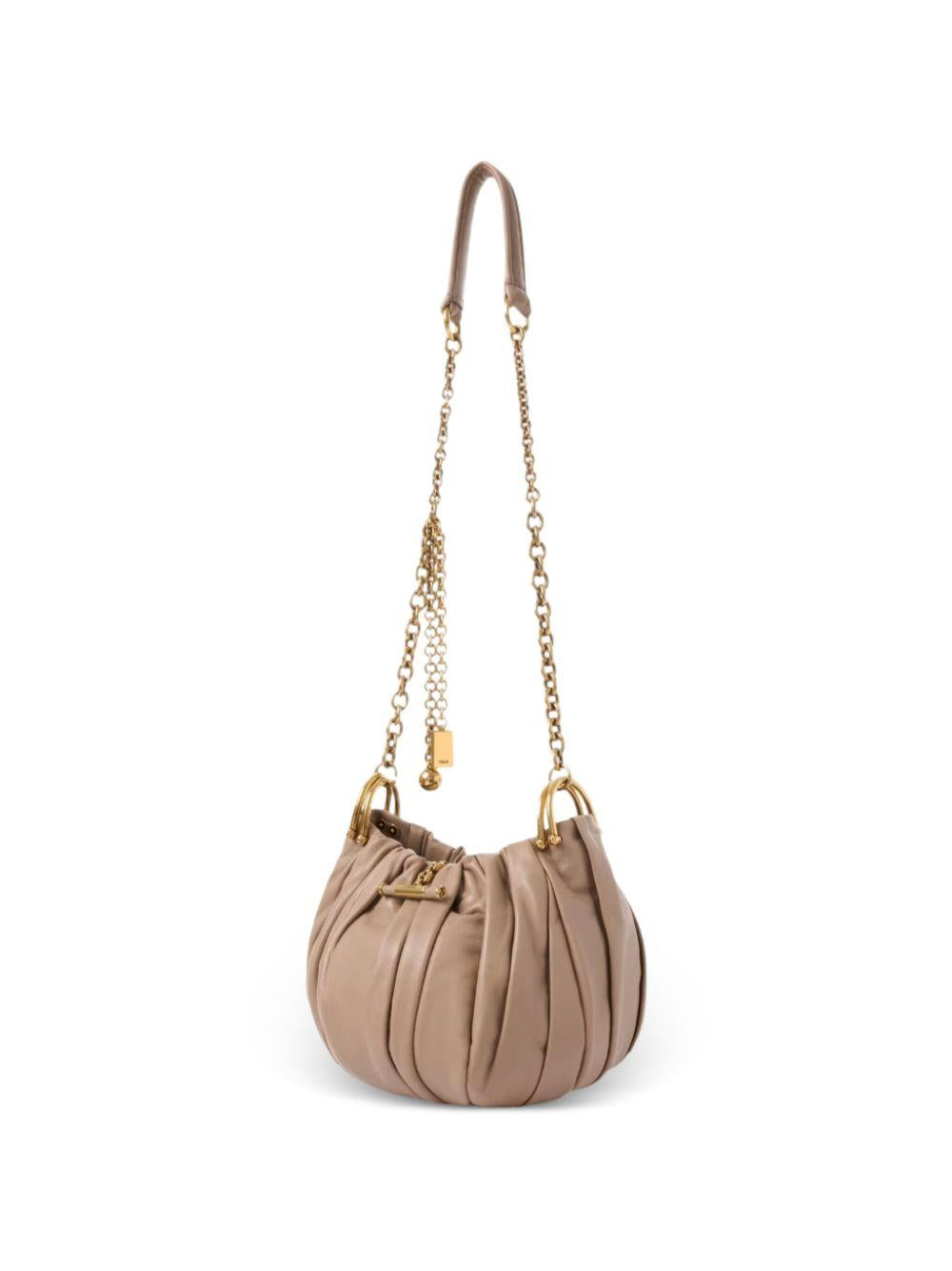 Chloé Plissé shoulder bag with chain in pleated leather<BR/> 26US765S27 25Y CHLOÉ 