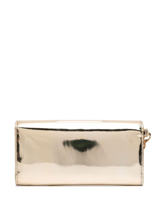 logo-embossed patent leather purse 5MF035 2DRHF0522 MIU MIU 