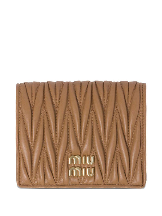 matelassé-quilted leather wallet 5MV204 AFPPF098L MIU MIU 