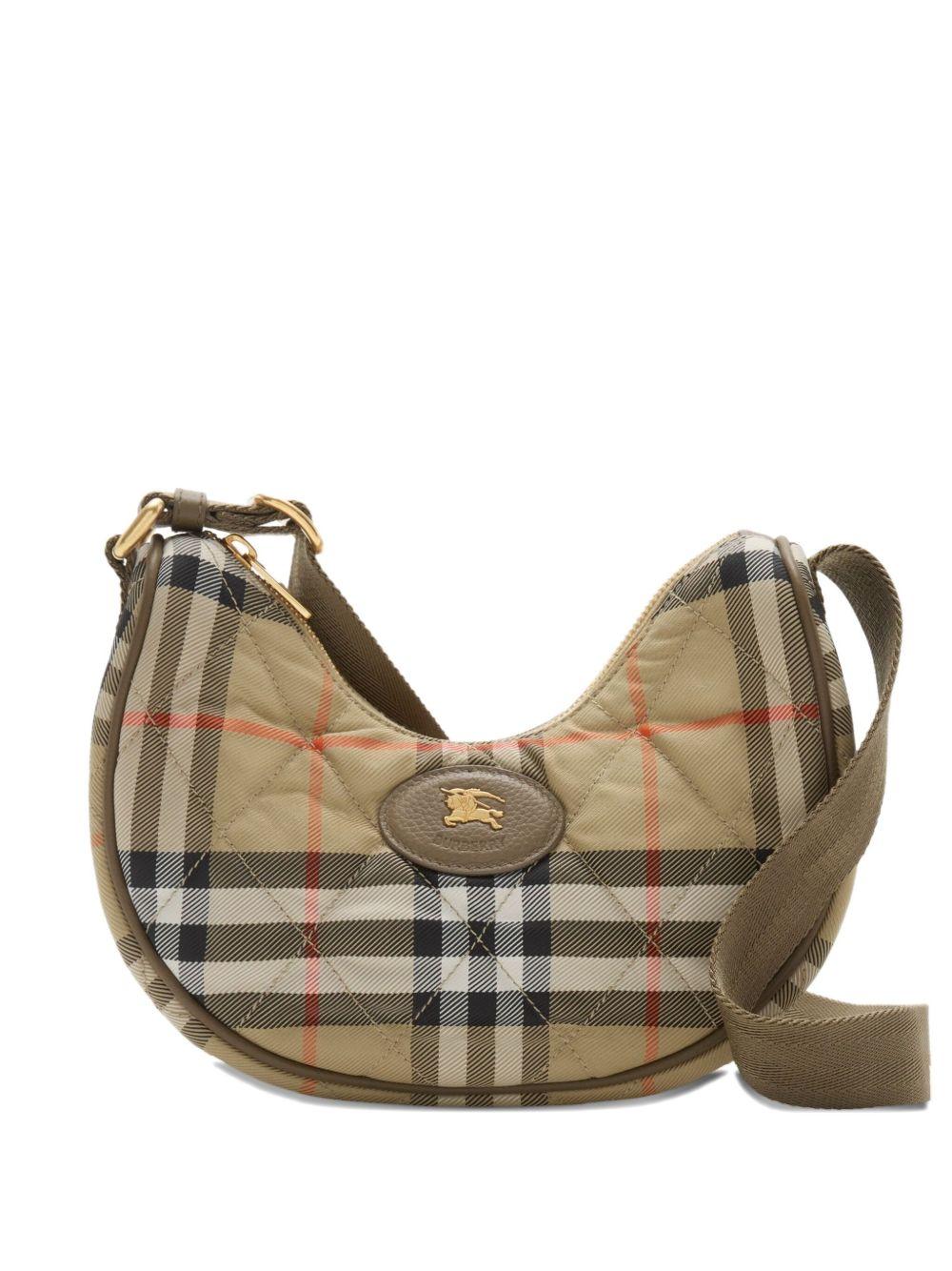 Horseshoe cross body bag? 8111308 B9368 BURBERRY 