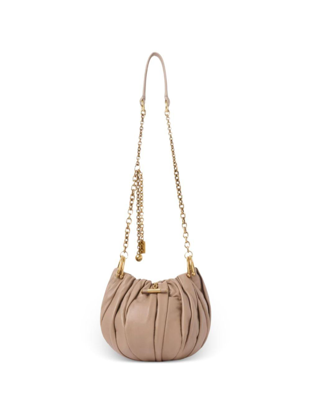 Chloé Plissé shoulder bag with chain in pleated leather<BR/> 26US765S27 25Y CHLOÉ 
