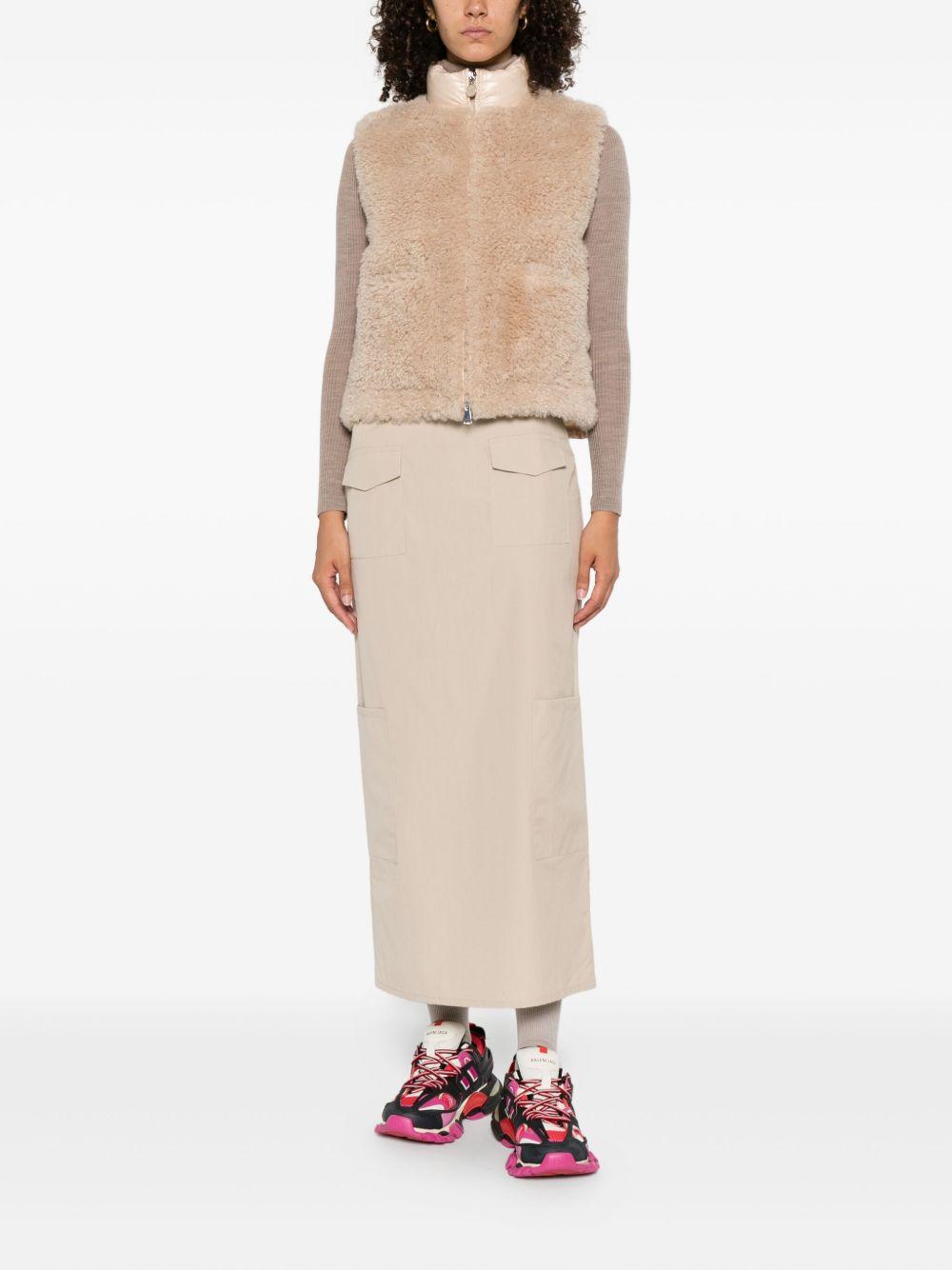 quilted shearling vest K20931A00089 89B0G268 MONCLER 